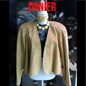Vintage 1980’s Danier Tan Suede Trapeze Jacket. H3